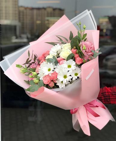 Букет цветов из: Розы, Лизиантусы и Хризантемы в Шеметово
